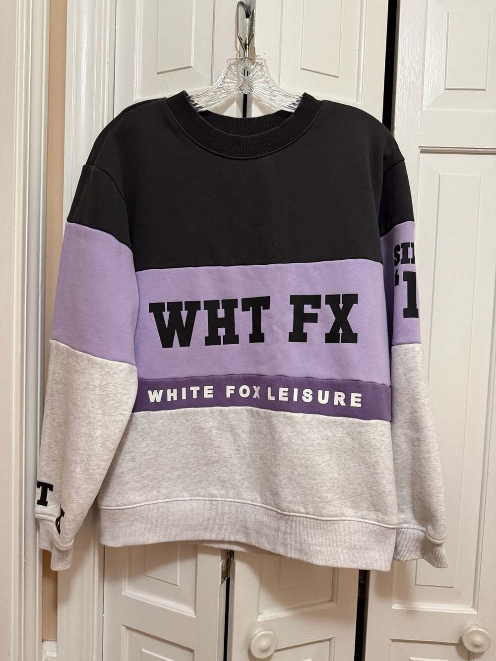 White Fox Leisure Colorblock Crewneck Sweatshirt purple & grey XS/S